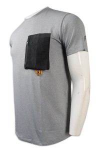 T1034   設計男士圓領T恤    胸前設計拉鏈袋     淨灰色    繡花logo   好看 t 恤   T恤製衣廠